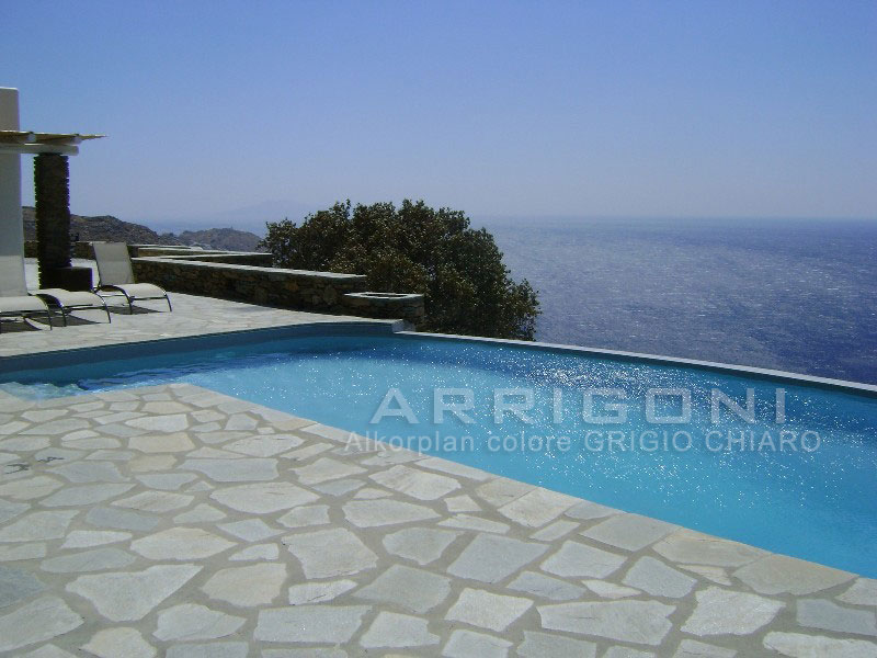 Piscina con membrana colore perla - grigio chiaro 